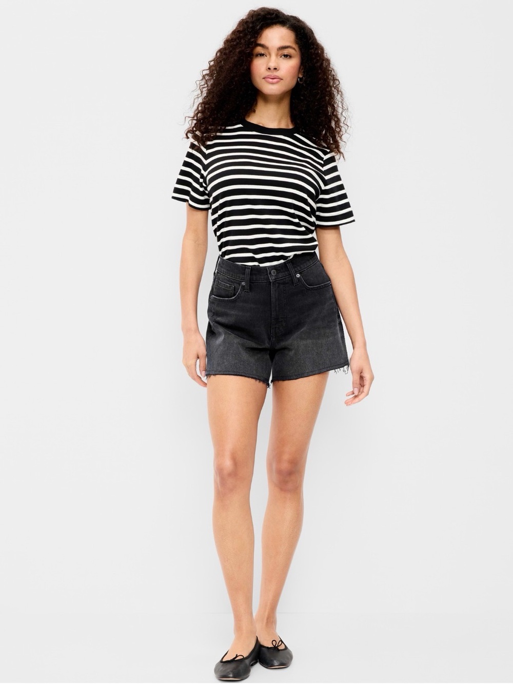 Old Navy High-Waisted O.G. Straight Cutoff Denim Shorts Size 00 Black